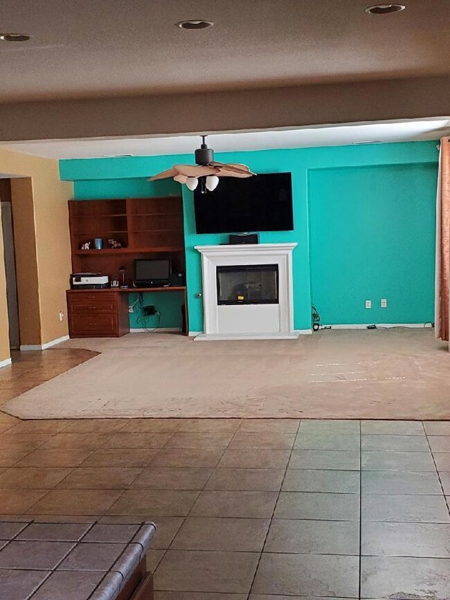 3450 Quiet Splendor Ct, Rosamond, CA 93560 - photo 3