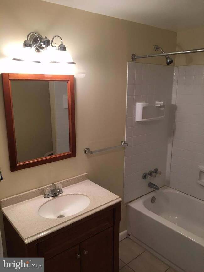 4232 Park Heights Ave unit C, Baltimore, MD 21215 - photo 5