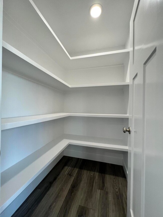 1749 E Chickamauga Dr, Republic, MO 65738 - photo 5