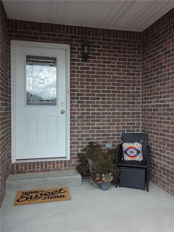 1214 W Tarkington Dr, Greensburg, IN 47240 - photo 2