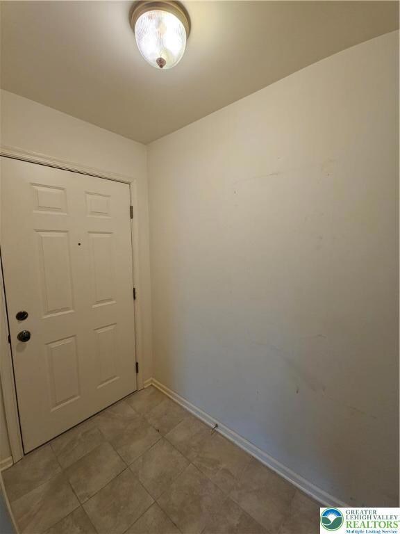 895 Cold Spring Rd unit 12, Allentown, PA 18103 - photo 4