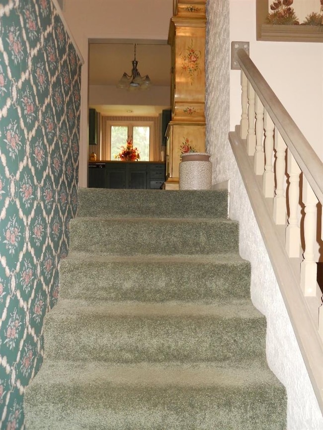 1188 E Blueridge Dr, La Porte, IN 46350 - photo 4