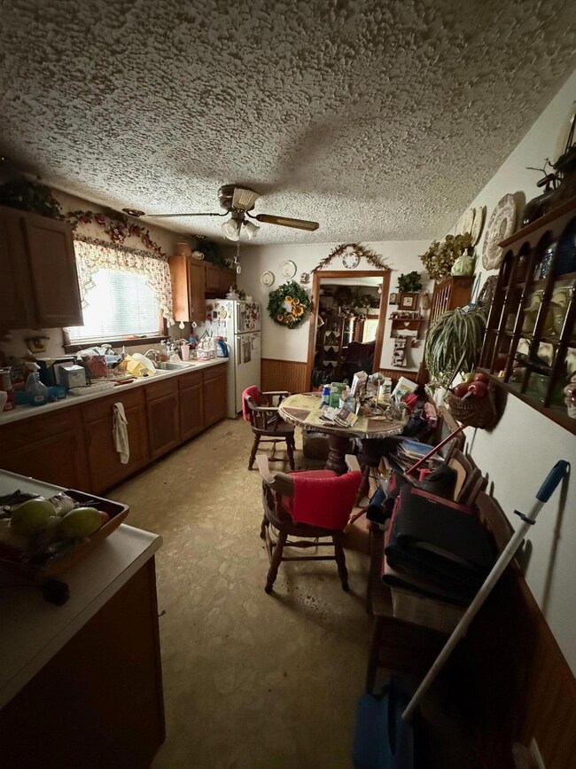 310 Ruby St, Corbin, KY 40701 - photo 3