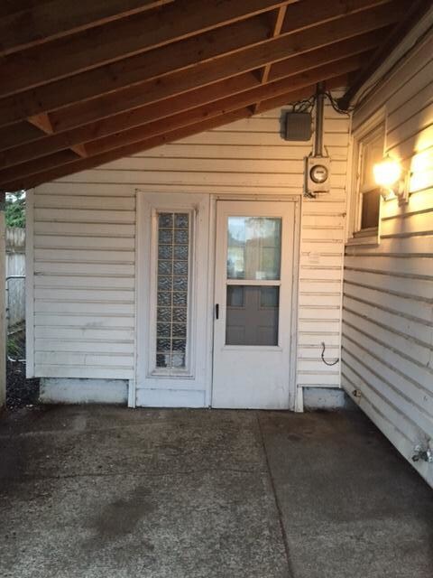 Bonus room entry