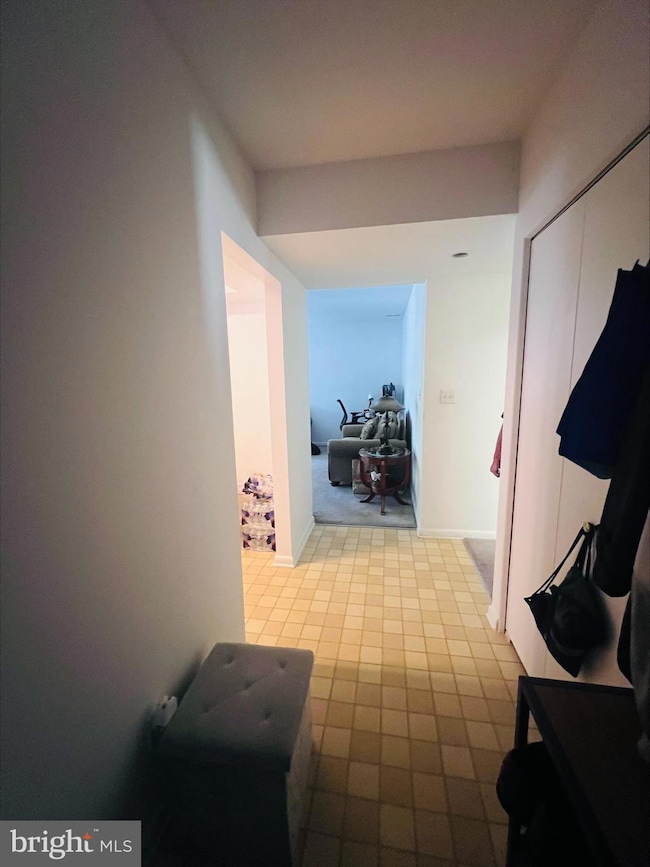 5 Mullingar Ct unit 201, Lutherville Timonium, MD 21093 - photo 2