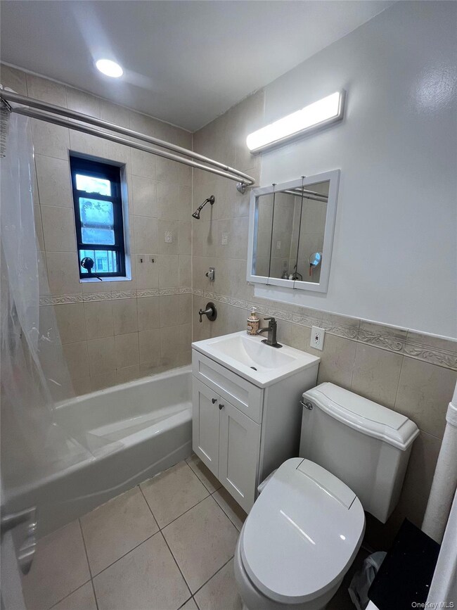 46-40 216th St unit 3B, Bayside, NY 11361 - photo 6