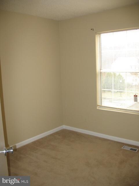 410 Knollwood Ct, Stafford, VA 22554 - photo 5