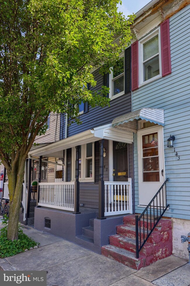 141 S 5th St, Columbia, PA 17512 - photo 3