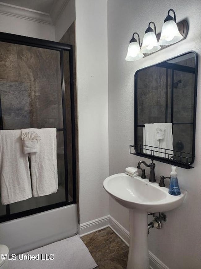 20221003161930998473000000-o