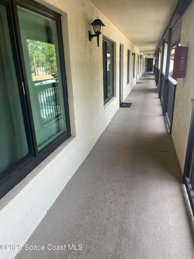 1515 Huntington Ln unit 123, Rockledge, FL 32955 - photo 4