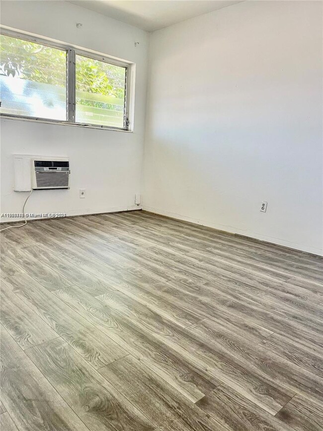 780 81st St unit 8, Miami Beach, FL 33141 - photo 7