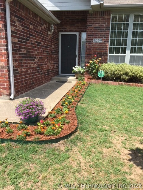 Lovely entrance to home.