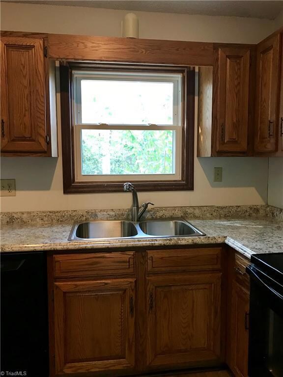 5116 Randleman Rd, Greensboro, NC 27406 - photo 2