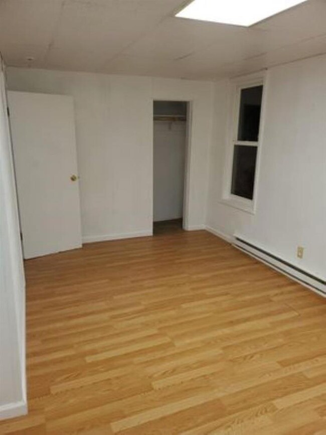 428 S Proud St unit Muncie, Muncie, IN 47305 - photo 3