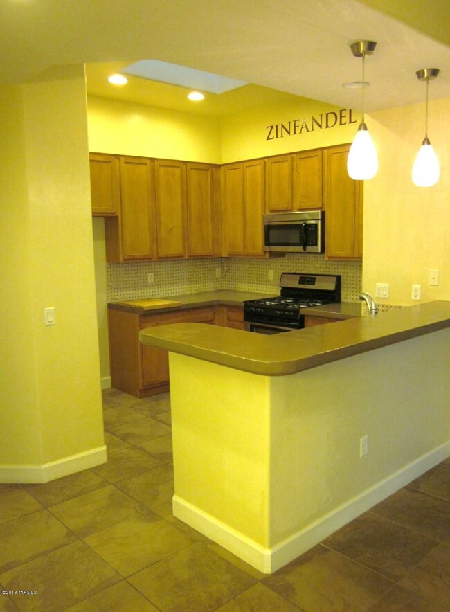 Kitchen 001