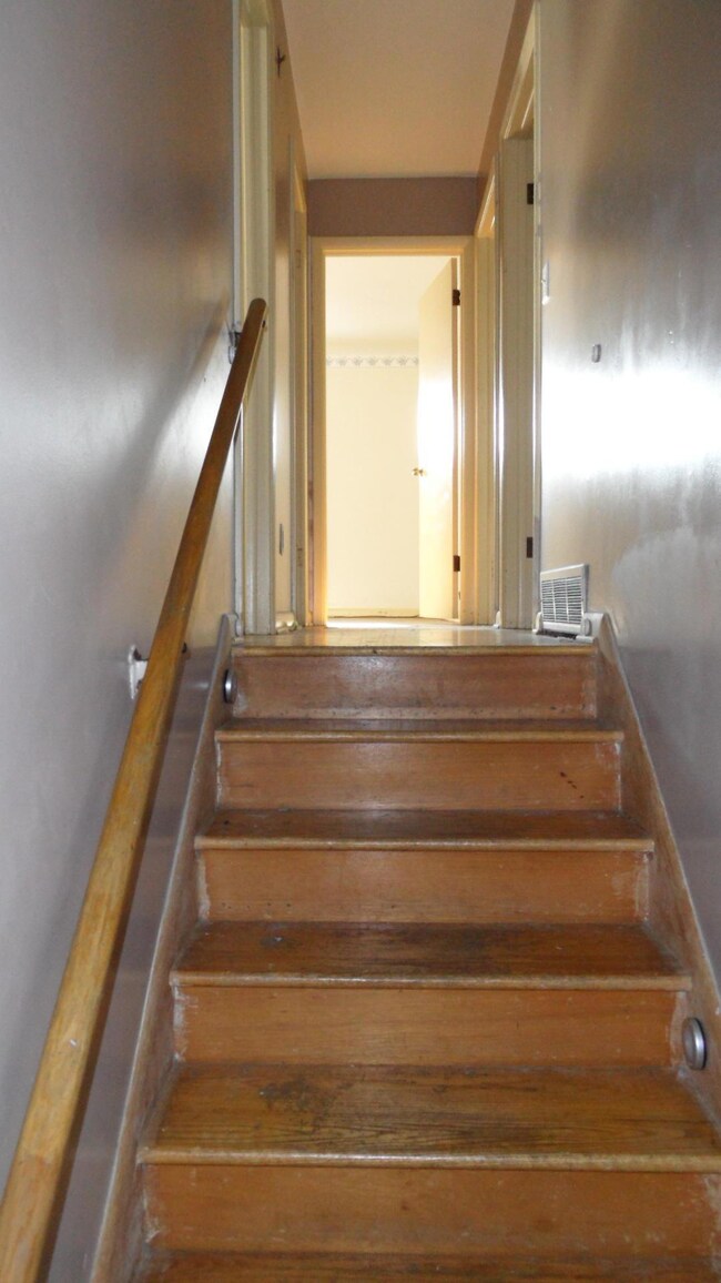 stairway to second level