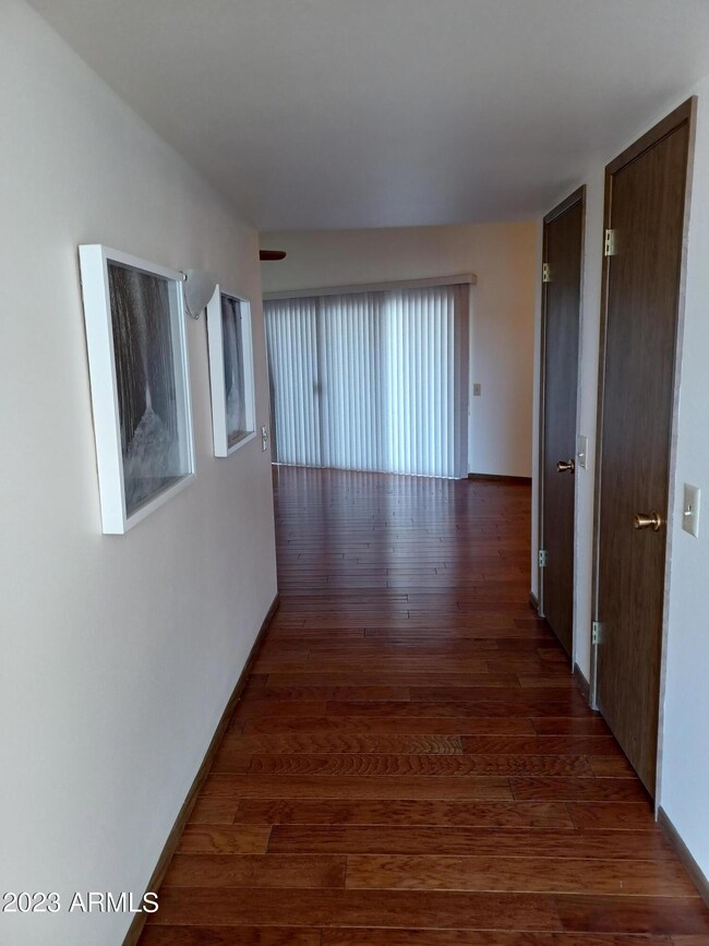 17473 N 105th Ave, Sun City, AZ 85373 - photo 4