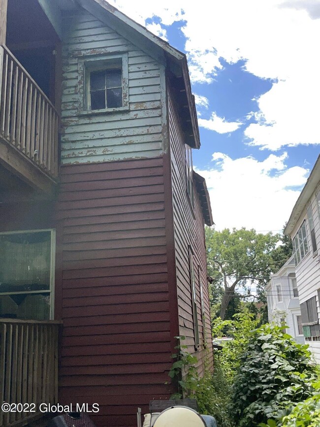 117 Victory Ave, Schenectady, NY 12307 - photo 7