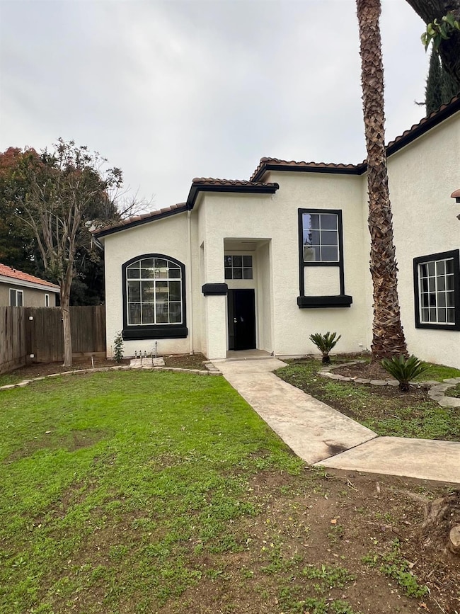 5930 W Birch Ave, Fresno, CA 93722 - photo 3