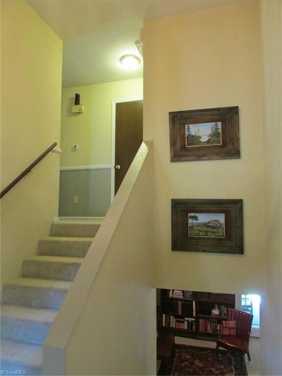 330 Oakridge Run, Salisbury, NC 28146 - photo 2