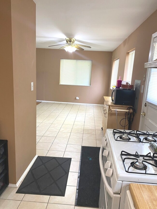 16223 W Pope Blvd, Lincolnshire, IL 60069 - photo 7