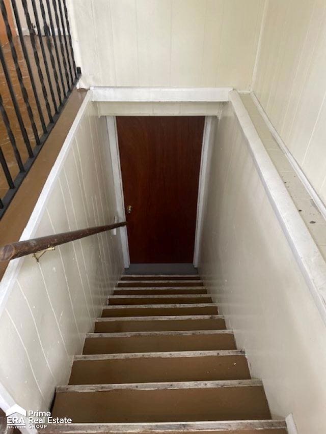 1080 E Cornell Ave, Flint, MI 48505 - photo 6