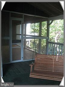 445 Grand View Dr, Luray, VA 22835 - photo 4