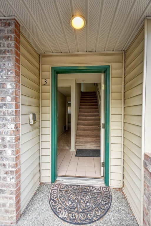19523 Firlands Way N unit A3, Shoreline, WA 98133 - photo 2
