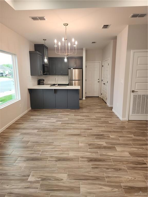 913 N Clarence Ave unit 2, Edinburg, TX 78541 - photo 2