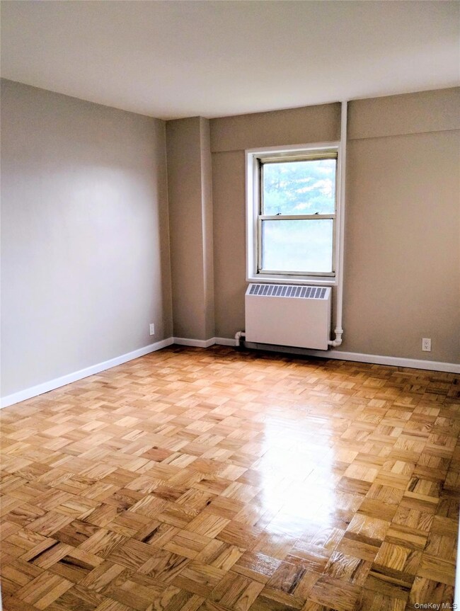 Fordham Hill Oval unit 4H, Bronx, NY 10468 - photo 6