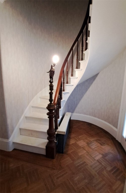 147 Mulberry St, Pawtucket, RI 02860 - photo 5