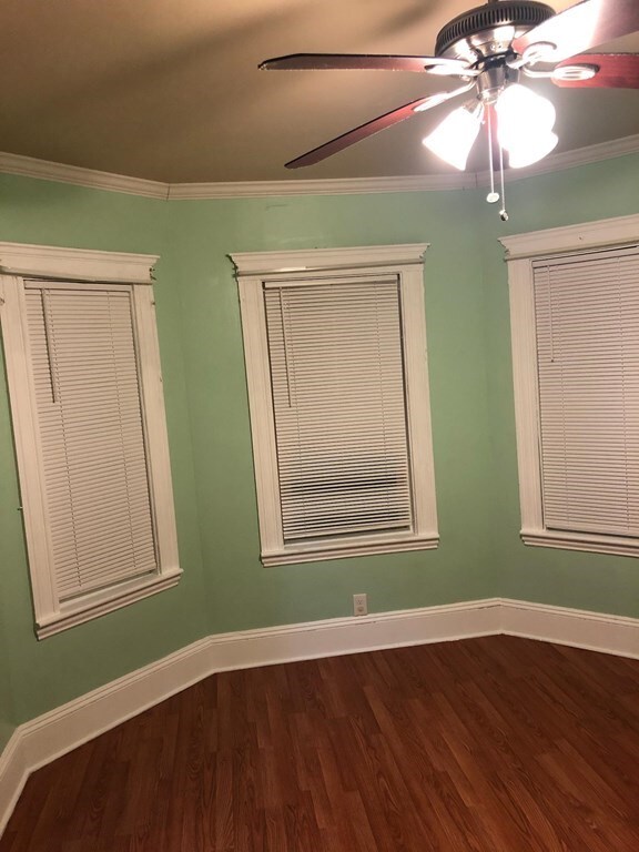 9 Saratoga St unit 1, Lynn, MA 01902 - photo 2