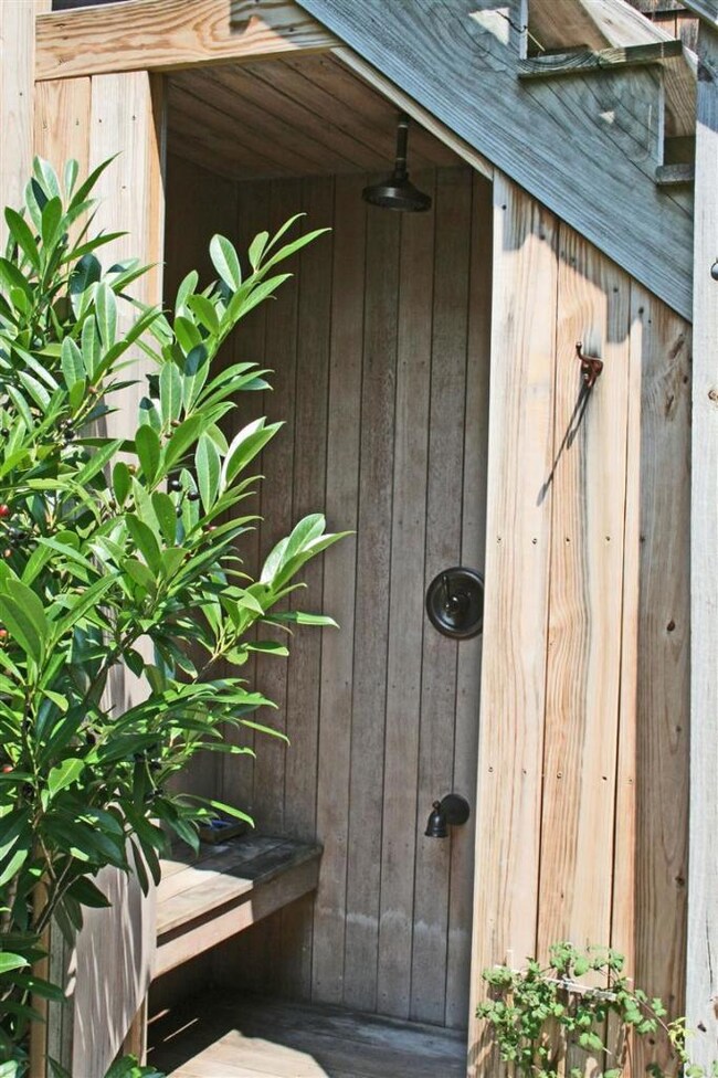 10 Law St unit A, Provincetown, MA 02657 - photo 7