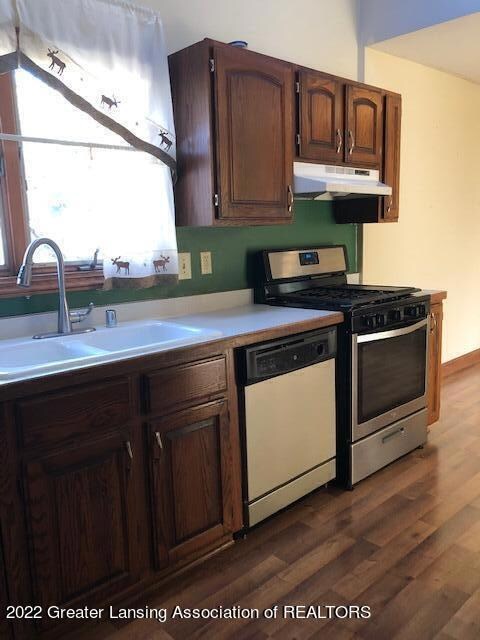 1309 W Mount Hope Ave, Lansing, MI 48910 - photo 4