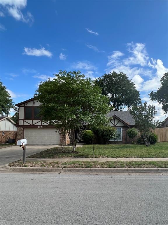 1604 Brookhaven Cir, Bedford, TX 76022 - photo 2