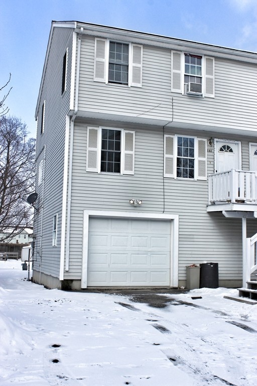 16A Fairbanks St, Worcester, MA 01610 - photo 2