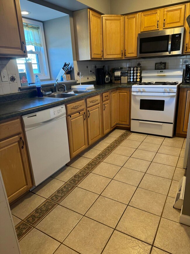 9635 Johnson St, Crown Point, IN 46307 - photo 6