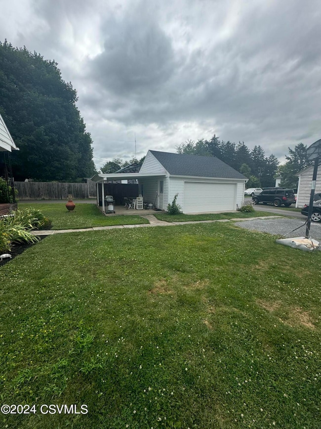 704 Penn St, Milton, PA 17847 - photo 4