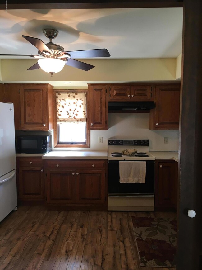 98 School Ln, Sugarloaf, PA 18249 - photo 7