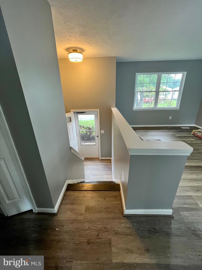 319 Key Ave, Brooklyn, MD 21225 - photo 7