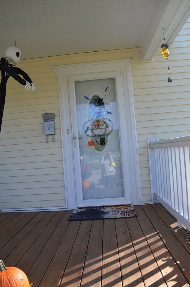 215 W 1st St, Auburn, IN 46706 - photo 5