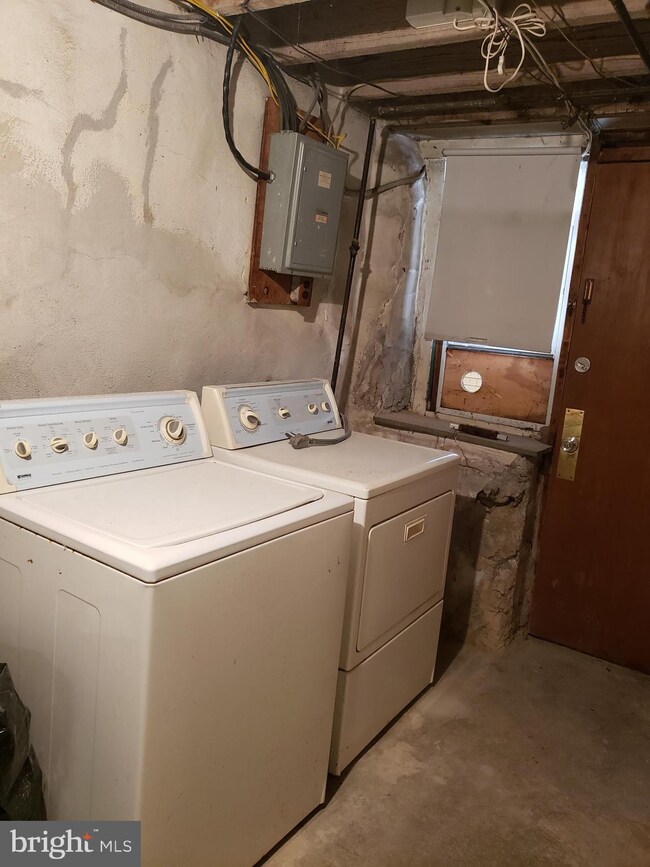 174 Midway Ave, Lansdowne, PA 19050 - photo 5