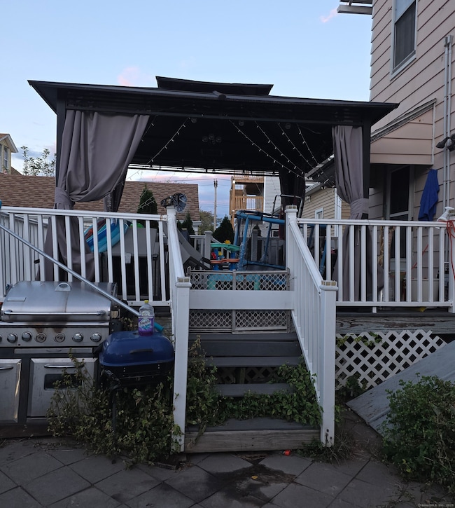 162 Cottage St, Bridgeport, CT 06605 - photo 6