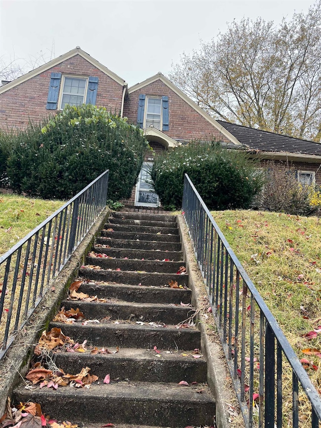 5290 Winchester Ave, Ashland, KY 41101 - photo 2