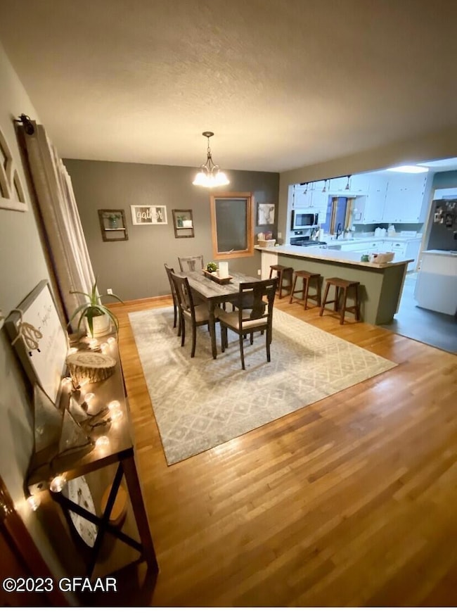 Dining Kitchen A