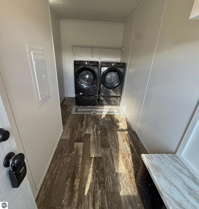 1032 Pebble Creek Dr, Mount Pleasant, MI 48858 - photo 4