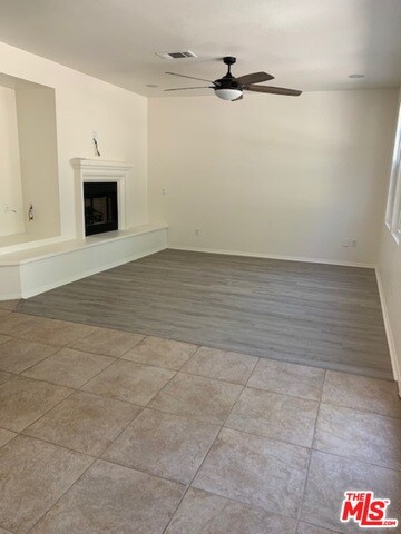 23209 Brooke Ln, Valencia, CA 91355 - photo 3