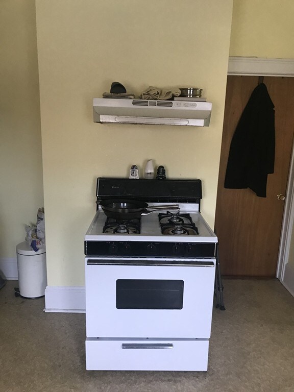 17 Wareham St unit 3, Medford, MA 02155 - photo 6