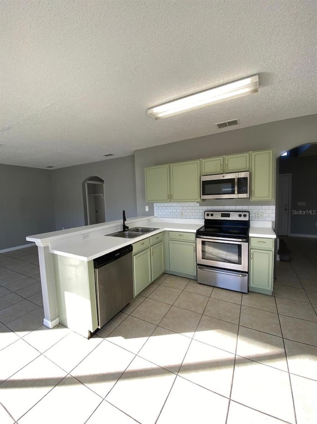 606 Bluebill Ct, Kissimmee, FL 34759 - photo 2