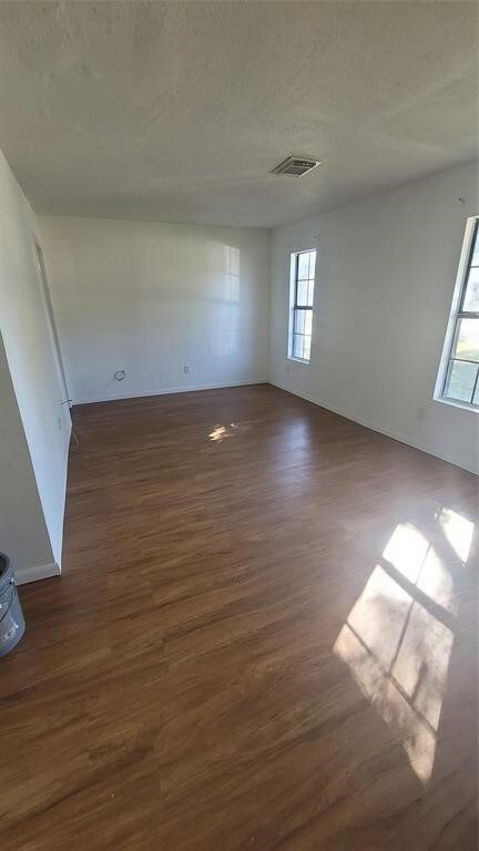 7225 Howton St, Houston, TX 77028 - photo 2